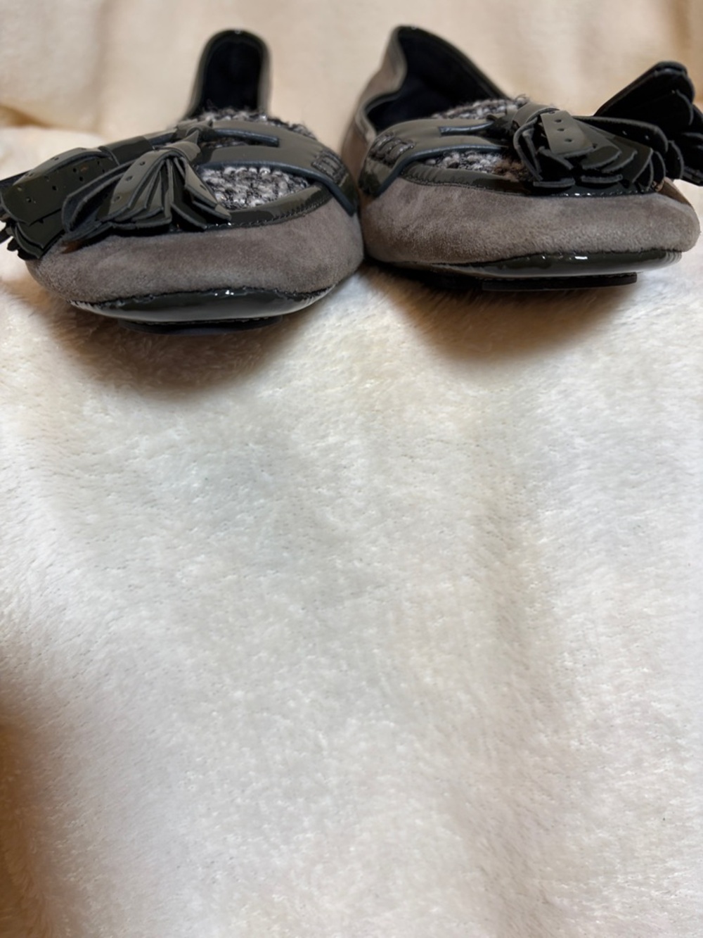 Elie Tahari Gray Suede Loafers with Tweed and Patent Tassels - Picture 7 of 8